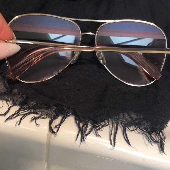 Ferragamo A07 Aviator Gradient Sunglasses - Picture 4 of 5